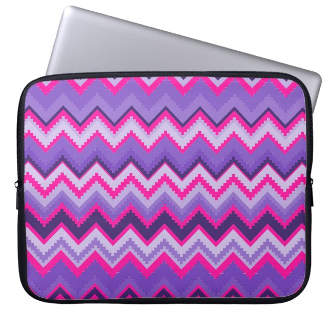 Paarse roze tribale Chevron Paars Girly Gifts Laptop Sleeve (Voorkant)
