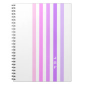 Paarse & Roze Verticale Strepen Monogram Notitieboek (Voorkant)
