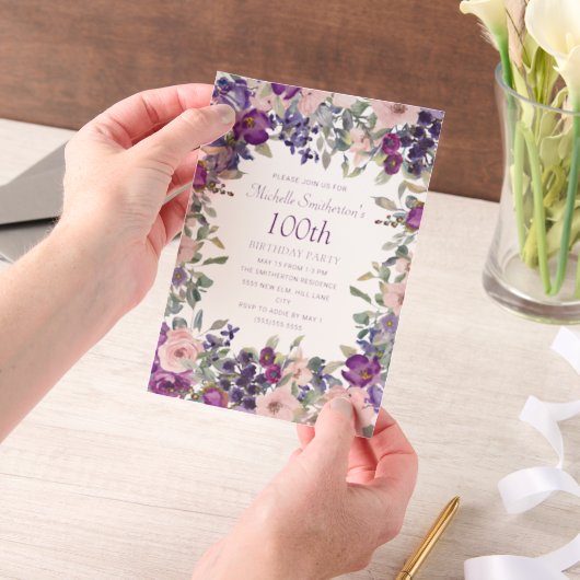 Paarse Roze Waterverf. Bloemen 100ste verjaardag Vellum Uitnodigingen (Draagbaar)