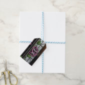 Paarse rozen bij het raam - gotische stijl cadeaulabel (Met Touw)