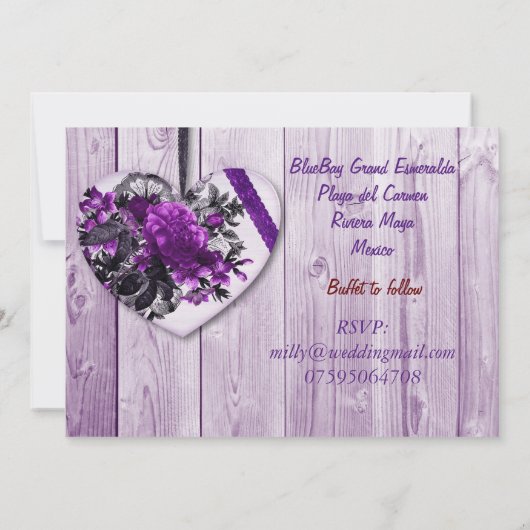 Paarse rozen en uitnodiging voor een hartbruiloft (Achterkant)