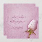 Paarse rozen knop lila bruiloft vierkante uitnodig kaart (Voorkant / Achterkant)