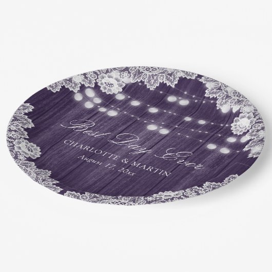 Paarse Rustic Wood Lace String Lights Wedding Papieren Bordje (Gekanteld)