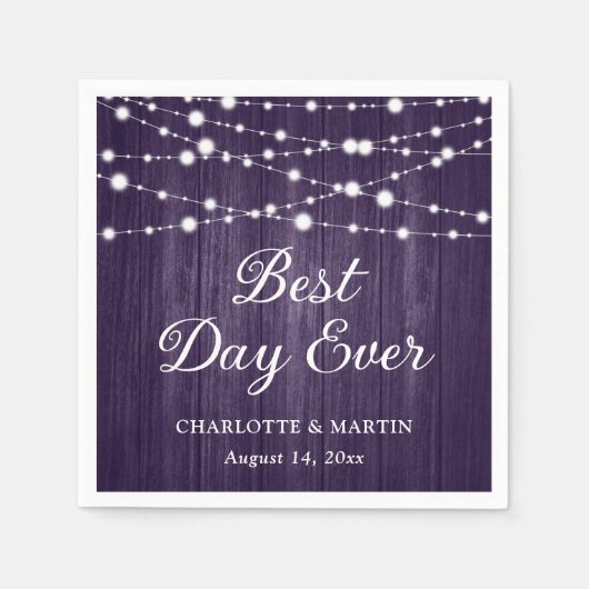 Paarse rustieke houten string verlichting bruiloft servet (Voorkant)