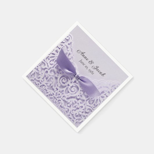 Paarse satin bow op kant voor Jubileum Servet (Hoek)