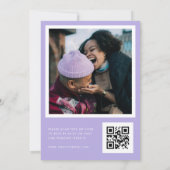 Paarse Seringe Bloem Omtrek QR Code Bruiloft Kaart (Achterkant)