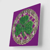 Paarse shamrock en Keltische knots Square klok (Hoek)