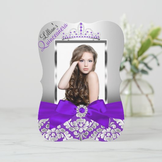 Paarse Silver Damask & Tiara Foto Quinceanera Kaart (Staand voorkant)