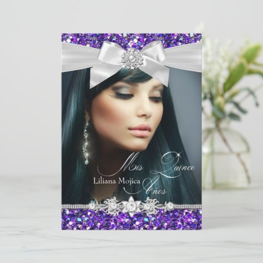 Paarse Silver Glitter Bow Foto Quinceanera nodigt  Kaart (Staand voorkant)