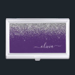 Paarse Silver Glitter Girly Monogram Naam Visitekaarthouder<br><div class="desc">Paarse en Zilveren Sparkle Glitter Script Monogram Naam Bedrijfskaart Houder. Dit maakt de perfecte liefhebbende 16 verjaardag,  bruiloft,  vrijgezellenfeest,  verjaardagsdag,  baby shower of vrijgezellenfeest voor iemand die van luxe glam en stijl houdt.</div>