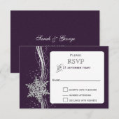 paarse Silver Snowflakes Winter bruiloft RSVP Kaartje (Voorkant / Achterkant)