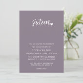 Paarse Simple Script Sweet 16 Birthday Foto Kaart (Staand voorkant)