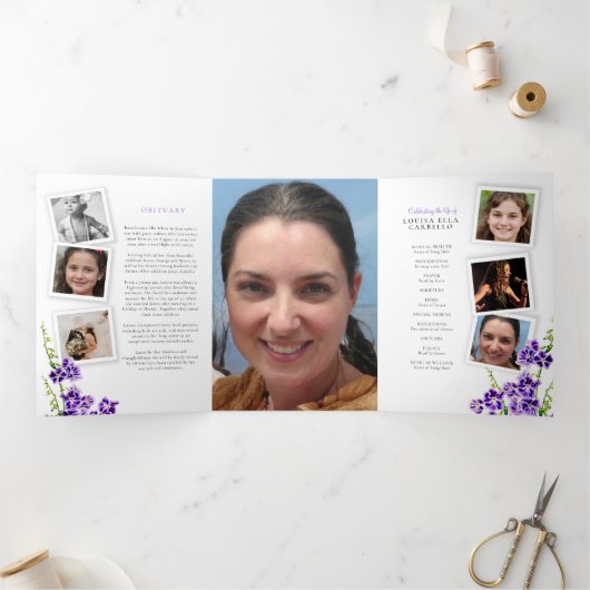 Paarse skybloem drieluik uitnodiging (Binnen)