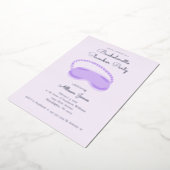 Paarse Slaapmasker Bachelorette Slumber Party Folie Uitnodiging (Gedraaid)
