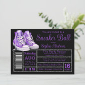 Paarse Sneaker Ball Verjaardagsfeest Schoenenlabel Kaart (Staand voorkant)