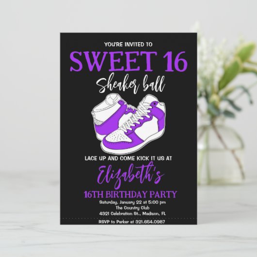 Paarse sneaker bash verjaardagsfeestje kaart (Staand voorkant)
