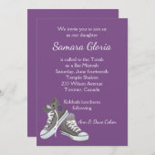 Paarse Sneakers Bat Mitzvah Uitnodiging (Voorkant / Achterkant)
