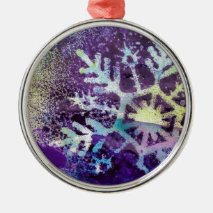 Paarse sneeuw metalen ornament