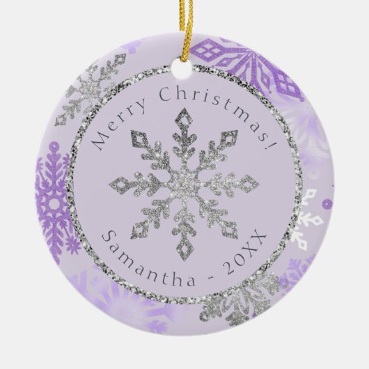 Paarse Snowflake Datum van de Aangepersonaliseerde Keramisch Ornament (Voorkant)