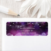 Paarse Sparkle Lights Glam Party Invitation Card Etiket (Insitu)