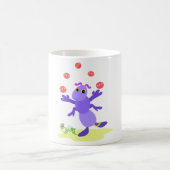 Paarse sprinkhaan jonglerend leuk schepsel koffiemok (Center)