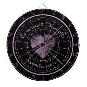 Paarse steampunk hart thema bruiloft spel decor dartbord