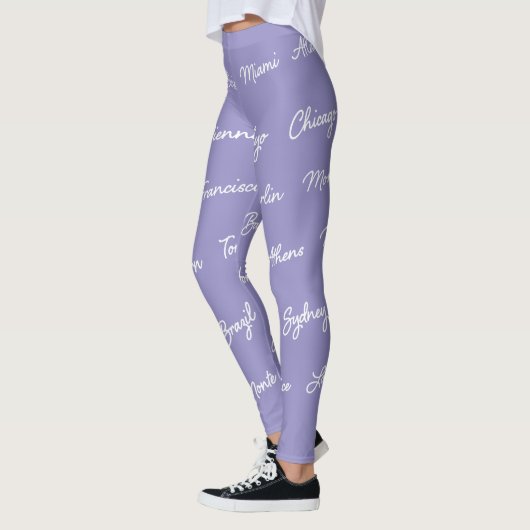 Paarse steden van het wereldpatroon, moderne tekst leggings (Links)