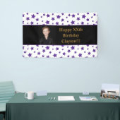 Paarse sterren met een bericht foto van de zondags spandoek (Beurs)