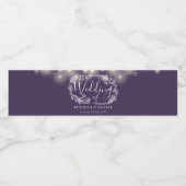 Paarse stijlvolle snoerlampjes bloemige bruiloft waterfles etiket (Enkel label)