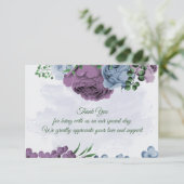 Paarse stoffige blauwe bloemen groene bladeren bru bedankkaart (Staand voorkant)