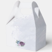 Paarse stoffige blauwe bloemenbruiloft bedankdoosjes (Achterkant)