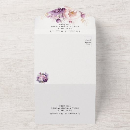 paarse Stoffige Blush Roze Bloemen Bruiloft All In One Uitnodiging (Buitenkant)