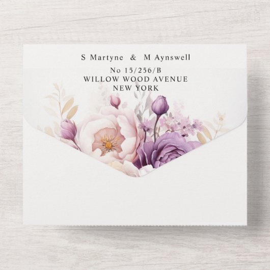 paarse Stoffige Blush Roze Bloemen Bruiloft All In One Uitnodiging (Achterkant)