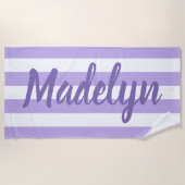 Paarse streep Script Monogram naam Strandlaken (Voorkant)