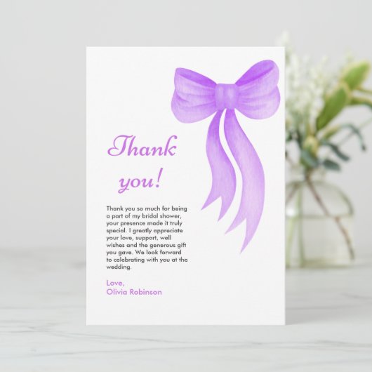 Paarse strik zij knoopt de knoop bruidsfeest bedankkaart (Staand voorkant)