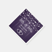 Paarse String Lights Harten Rustieke Houten Bruilo Servet (Hoek)