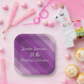 Paarse Striped 70th Birthday Party Name Simple Papieren Bordje (Feest)