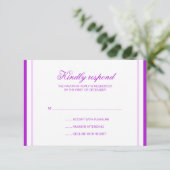 Paarse Stripes Weddenschapskaart RSVP Kaartje (Staand voorkant)