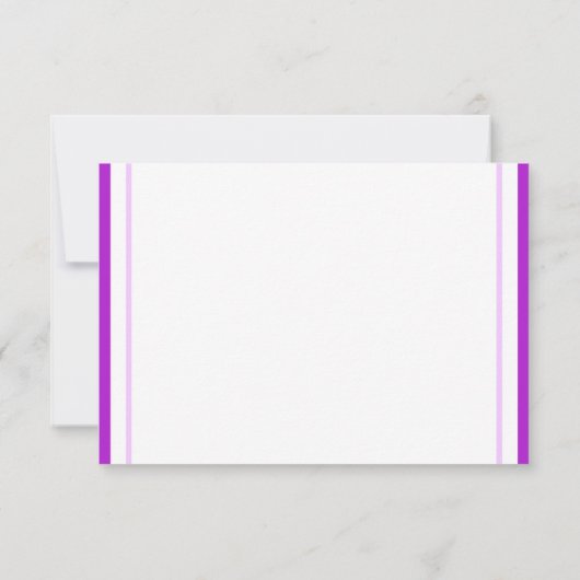 Paarse Stripes Weddenschapskaart RSVP Kaartje (Achterkant)