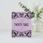 Paarse SWirls Table Number Briefkaart (Staand voorkant)