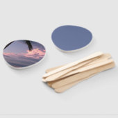 Paarse tinten lucht op een handventilator handwaaier (Niet-gemonteerd)