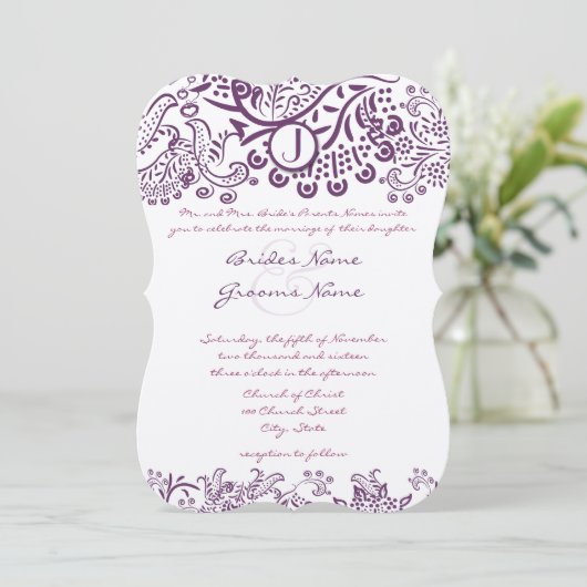 Paarse Tortelduifjes Fairy Tale Monogram Weddensch Kaart (Staand voorkant)