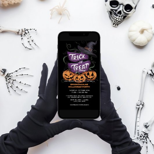 Paarse Trick or treat Spooktacular Halloween Party Kaart