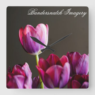 Paarse Tulip vierkante klok