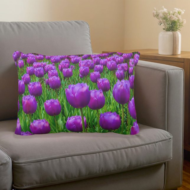 Paarse Tulpen Accentkussen Accent Kussen (Accent pillow with purple tulips)