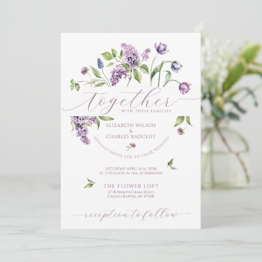 Paarse Tulpen & Lente Bloemen Bruiloft Uitnodiging (Staand voorkant)