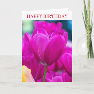 Paarse tulpen op verjaardagskaart kaart