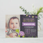 Paarse Turtle Chalk Birthday Uitnodiging met foto (Staand voorkant)
