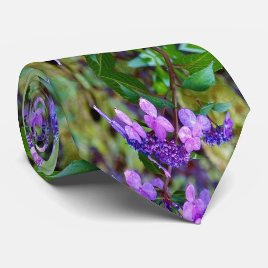 Paarse Twist en Shout Hydrangea Flower Stropdas (Opgerold)