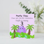 Paarse uitnodiging tot geboorte Hippo (Staand voorkant)